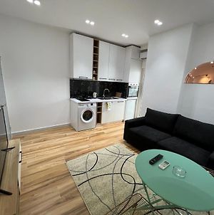 Comfort Apartament In Tirana Διαμέρισμα Exterior photo