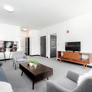 Modern 1Br 1 And A Half Ba Cwe Condo With Parking Cozysuites Tower Grove Exterior photo