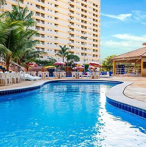 Resort Hotel Golden Dolphin Grand E Express - Aguas Termais - Caldas Novas - Com Roupa De Cama, Banho E Tv De Led Exterior photo