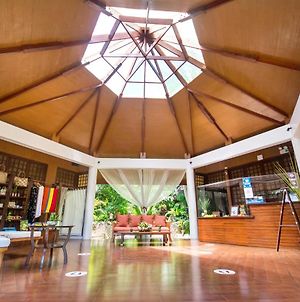 Mandala Spa & Resort Villas Boracay Island Exterior photo