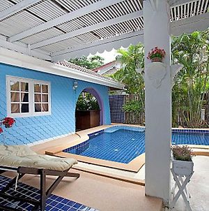 Angel Pool Villa Pattaya Room photo