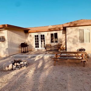 Casa Agave: Comfy Joshua Tree Cottage With Free Breakfast Bar Exterior photo