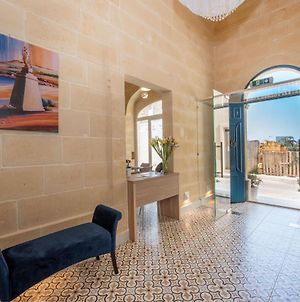 Georges Boutique Living Ξενοδοχείο Xagħra Exterior photo