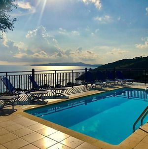 Villa Laurian Overlooking The Ionian Sea With Private Pool And Magnificent Views Σκινάρια Exterior photo