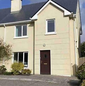 Townhouse Clifden: Located In The Heart Of Connemara Βίλα Exterior photo