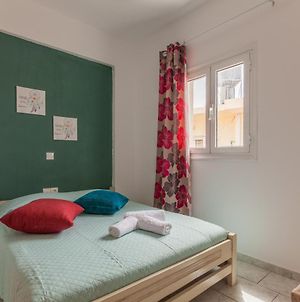 Guests Apartments In Sissi Creta Exterior photo
