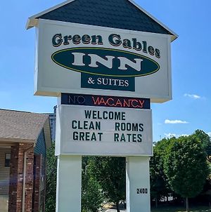 Green Gables Inn Μπράνσον Exterior photo