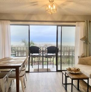 La Mare Vita - Oceanfront! Coastal, Cozy, Comfortable - Come Enjoy All That Carolina Beach Has To Offer! Villa Exterior photo