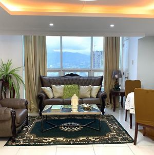 2 Bedroom Condo Unit With City And Mountain View Cebu Exterior photo
