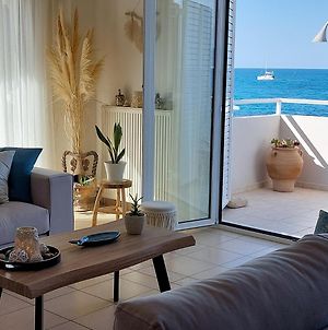 Amazing Beachfront Apartment In Hersonissos Exterior photo