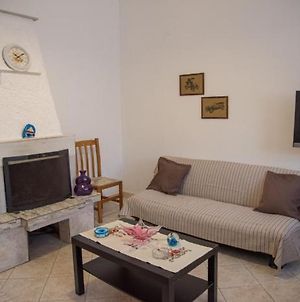 Sette Isole Countryside Apartment Αθάνι Room photo