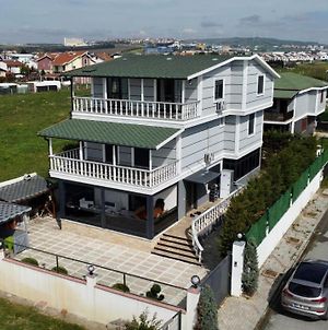 Luxury Sea View Villa In Silivri , Istanbul Exterior photo