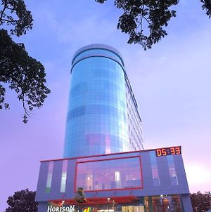 Hotel Horison Nindya Σεμαράνγκ Exterior photo