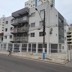 Novo Lar Itapema-2 Διαμέρισμα Exterior photo