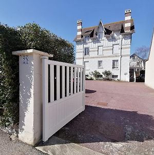 A La "Georgette" Et Son Jardin Avec Parking Διαμέρισμα Villers-sur-Mer Exterior photo