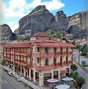 Famissi Ξενοδοχείο Καλαμπάκα Exterior photo