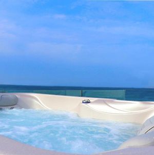 Beach Apartment Thalia With Hot Tub And Sea View Άγιος Προκόπιος Exterior photo