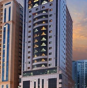 Al Hayat Hotel Suites Σάρτζα Exterior photo