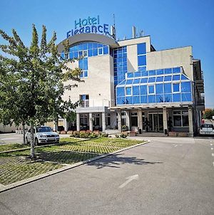 Elegance Ξενοδοχείο Βελιγράδι Exterior photo