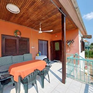 Cheerful 2 Bedrooms Home Near The Beach With Parking And Garden Nea Triglia Exterior photo