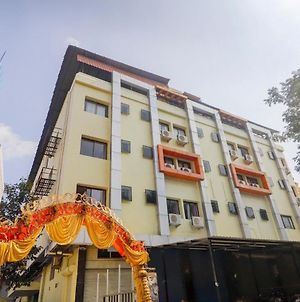 Flagship77115 Hotel Vaishnavi Palace Χιντεραμπάντ Exterior photo