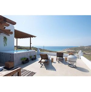 Evilia Mykonian Villa With Fantastic Jaccuzi, Lia Beach Mykonos Town Exterior photo