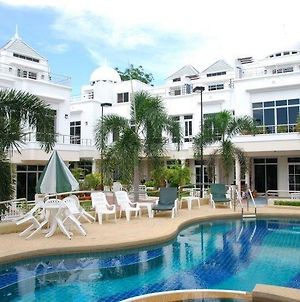 Villa Wongamart Exclusive Place Pattaya Exterior photo
