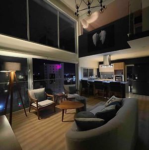 Loft Vistas Espectaculares Wifi Y Obras De Arte Διαμέρισμα Γκουανταλαχάρα Exterior photo