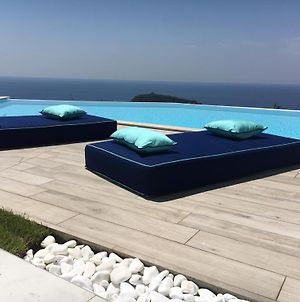 Luxury Villa Blue&Blanc Piscina A Sfioro Isola Diamante Exterior photo
