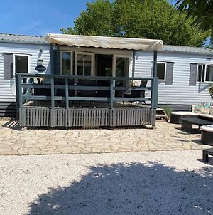 Lovely And Friendly Mobile Home In Gassin France Exterior photo