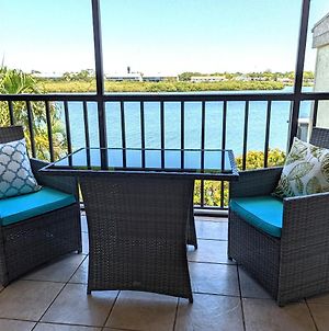 Pelican'S Perch Two Bedroom Waterfront Condo At Sea Club Clearwater Beach Exterior photo