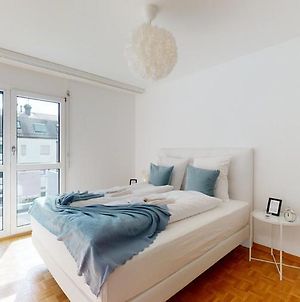 Charming Fully Furnished Apartments In The Center Of Brig Exterior photo