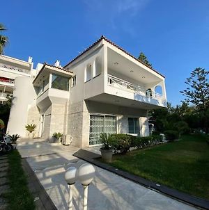 Two Floor Villa With Garden In Vouliagmeni-Voula Αθήνα Exterior photo