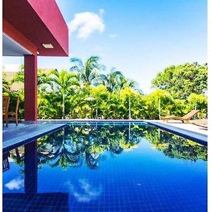 Casa Okkara Itacimirim - 4 Suites - Condominio Luxo - Piscina Extraordinaria - Itacimirim Beach Bahia Brasil Camaçari Exterior photo
