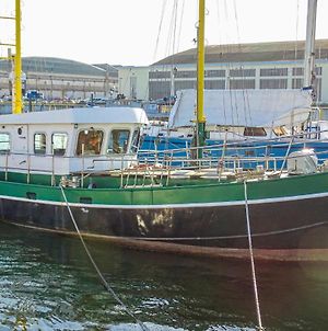 Stunning Ship-Boat In Wismar With 2 Bedrooms And Wifi Exterior photo