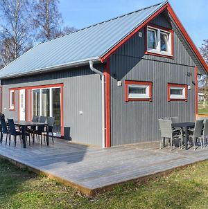 Awesome Home In Lttorp With 5 Bedrooms Löttorp Exterior photo