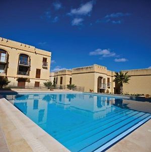Gee9Teen Villa In Gozo, Pool & Whirlpool Mgarr Exterior photo