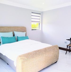 Serene - 2 Bedroom Luxurious Accommodation Pretoria-Noord Exterior photo