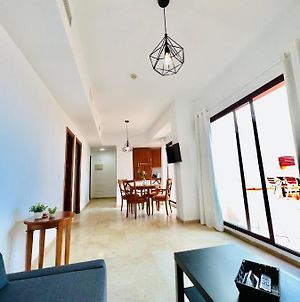 Apartamento Con Piscina En Plena Playa Διαμέρισμα San Luis de Sabinillas Exterior photo