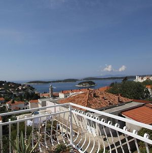 Tanya-Apartments And Rooms Hvar Island Exterior photo