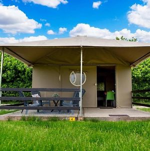 Cosy Tent Lodge In Genderen With Garden Exterior photo