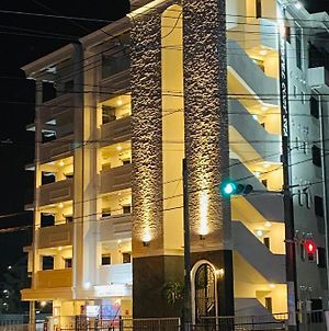 Hotel Y'Rise To Urasoe Exterior photo