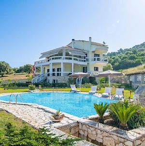 Villa Virginia With Private Pool Lefkada Βόνιτσα Exterior photo