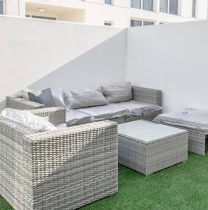 Brand New Stylish Villa In Family Community Ντουμπάι Exterior photo