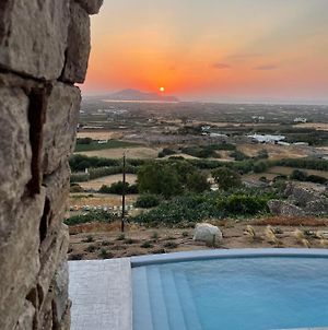 Uphill Stoned House With Breathtaking Sunset View Διαμέρισμα Γλινάδο Νάξου Exterior photo