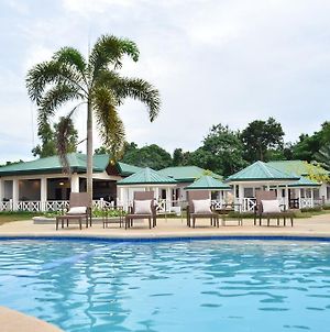 One Manalo Villas Puerto Princesa Exterior photo