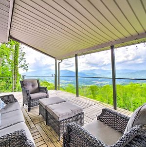 Mtn Treehouse With Fire Pit, Breathtaking Views Βίλα Waynesville Exterior photo