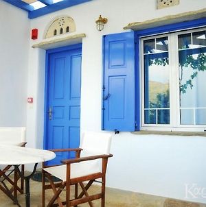 Karyatides Apartments Καρυά Exterior photo