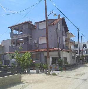 Nikos House Παραλία Οφρυνίου Διαμέρισμα Οφρύνιο Exterior photo