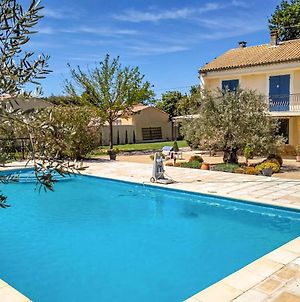 Stunning Home In Carpentras With Outdoor Swimming Pool, Wifi And 4 Bedrooms Exterior photo